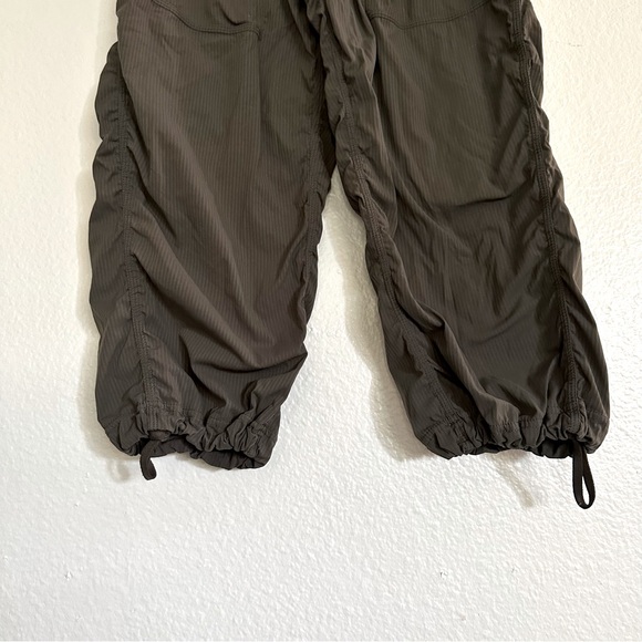 Lululemon Dance Studio Mid-Rise Cropped Pant - Picture 4 of 13